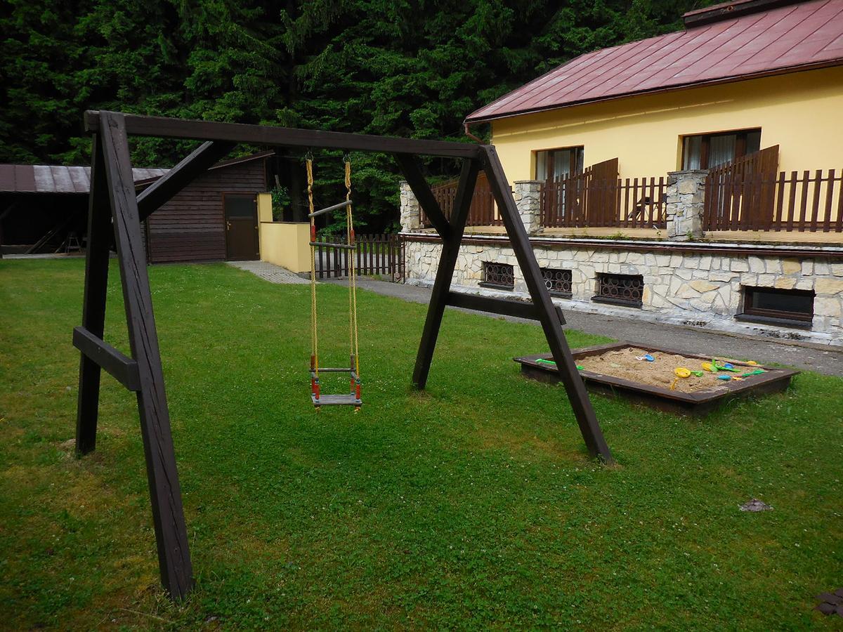 Penzion Tisuvka Cikhaj Luaran gambar
